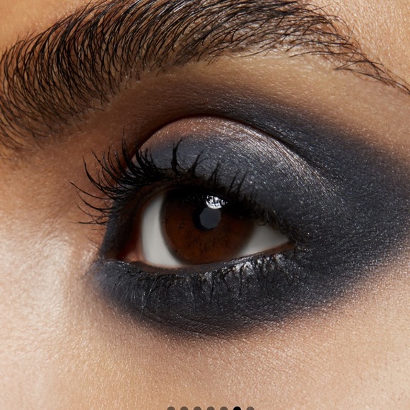 “Greystone” MAC Pro Palette Refill - Picture 2 of 5